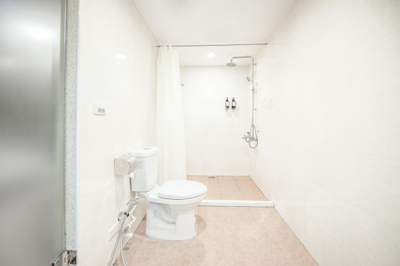 Hosin Hotel Tajcshung Kültér fotó