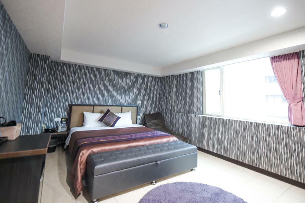 Hosin Hotel Tajcshung Kültér fotó